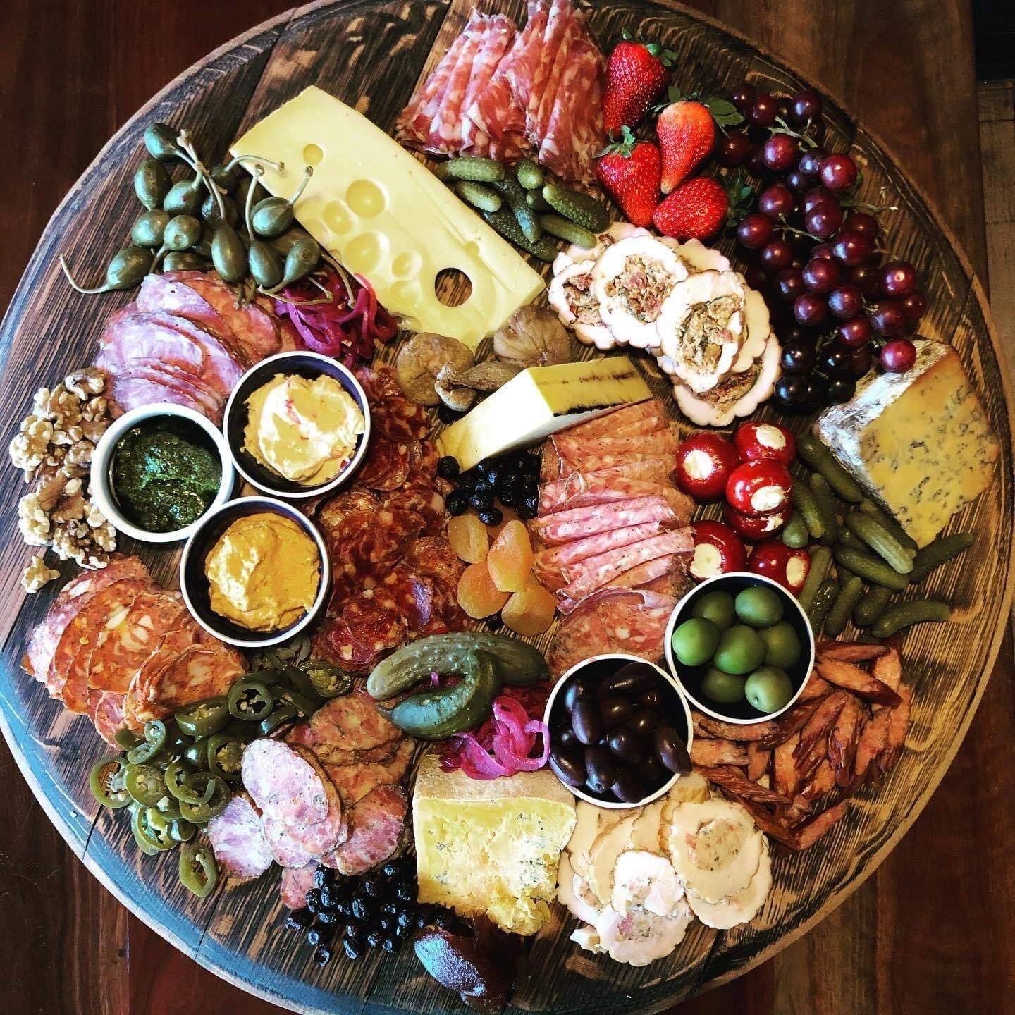 Wine barrel platter